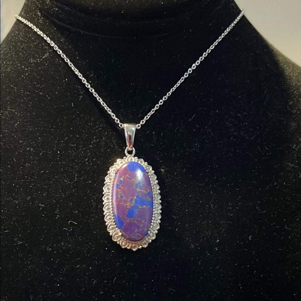 Elegant Mojave Purple Turquoise Pendant Necklace